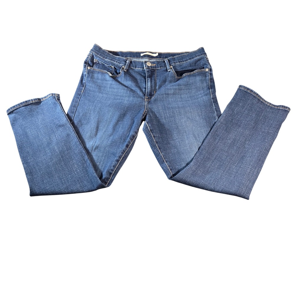 Levi Strauss Classic Straight Jeans Womens 12 Medium Wash Blue Denim Pants
